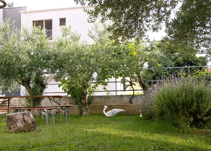 Pepi Apartments 2