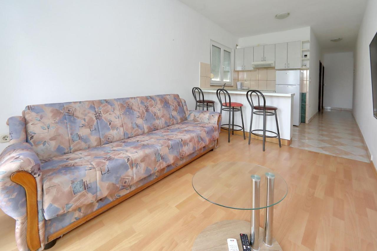 Pepi 2 Apartment